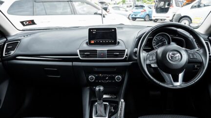 Mazda Axela 20S Touring Skyactiv image 316113