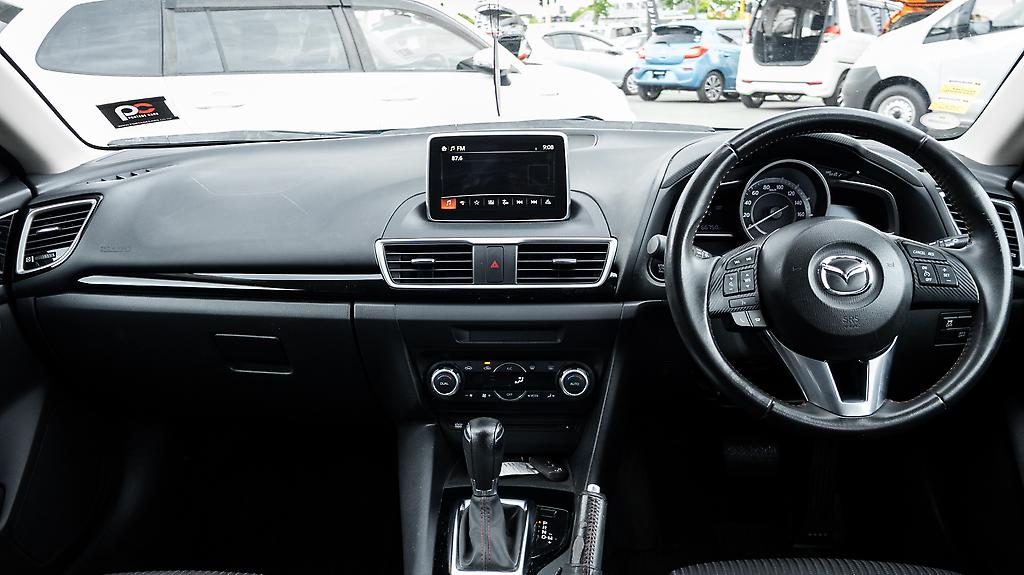 Mazda Axela 20S Touring Skyactiv image 316113