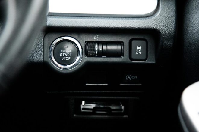 2015 Subaru Impreza Sport 2.0i Eyesight AWD image 297521