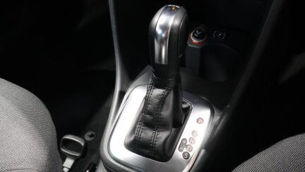 Volkswagen Polo TSI Comfortline – Super Low KMS image 318526