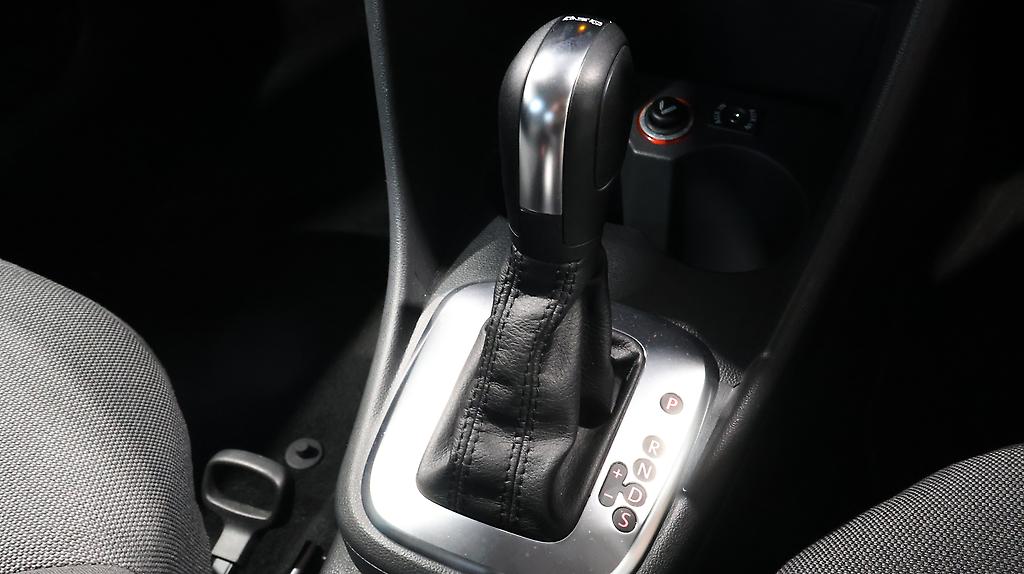 Volkswagen Polo TSI Comfortline – Super Low KMS image 318526