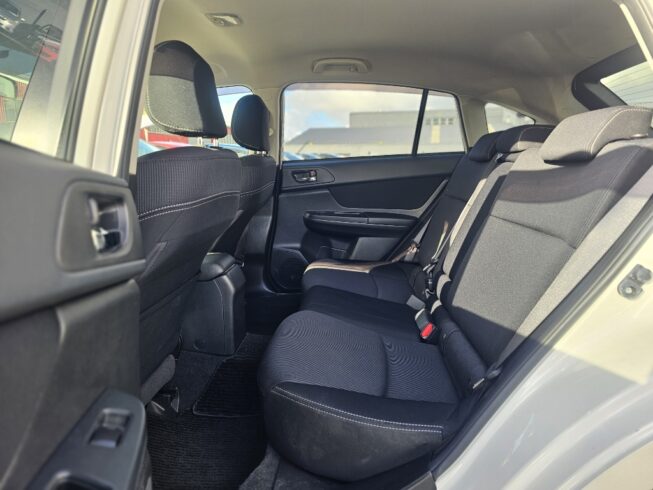 2014 Subaru Impreza Sport 1.6i-L **Low KMS** image 295960