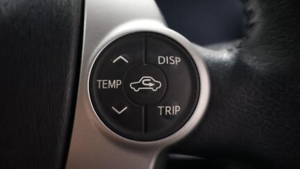 Toyota Aqua Push Button Start – Alloy Wheels image 313358