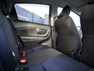 2016 Toyota Vitz F model, I stop, Push start image 295650