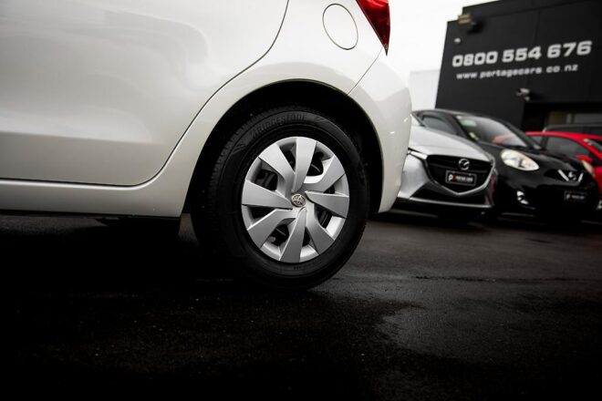 2014 Toyota Vitz F Model, Push Start, I stop Low KMs image 296048