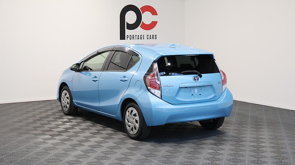 Toyota Aqua S Model – Push Button Start image 317838