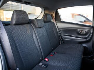 2017 Toyota Vitz F model Hybrid, Push start image 296636