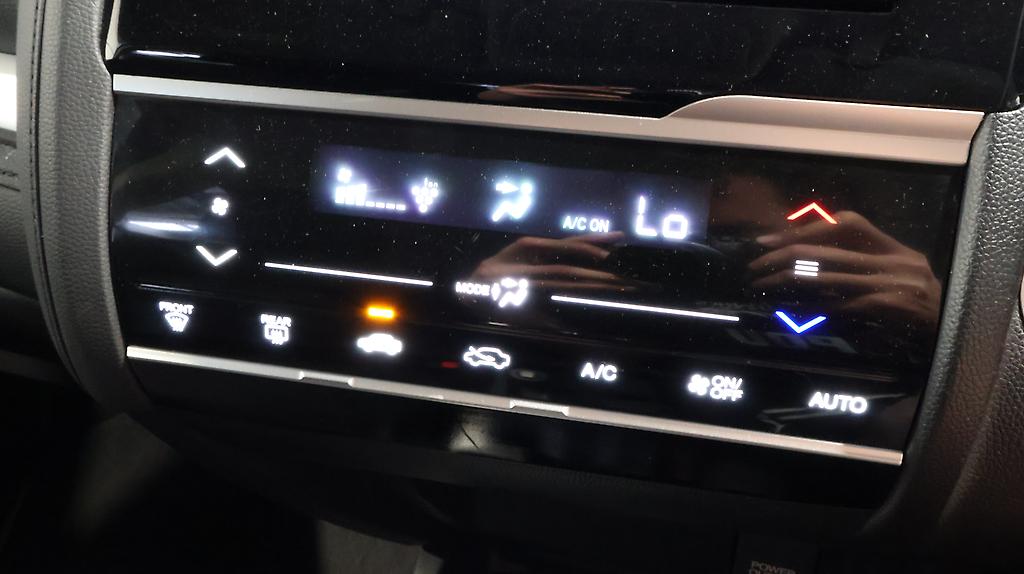 Honda Fit Hybrid F-Package image 316370