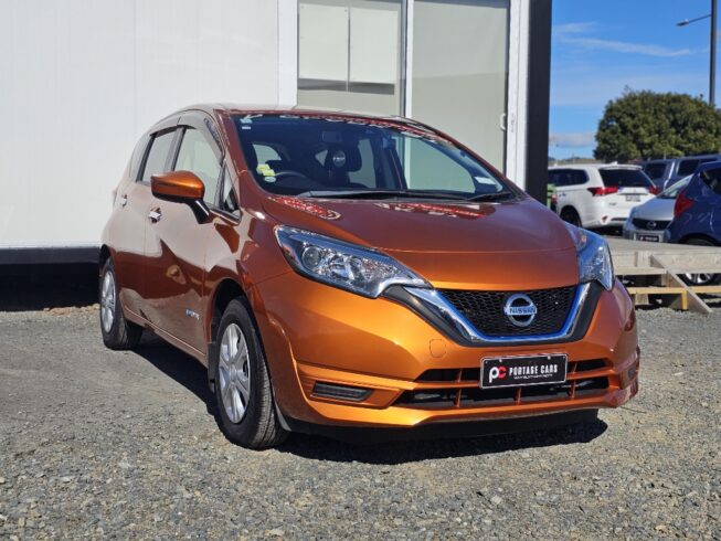 2017 Nissan Note e-power X image 296878
