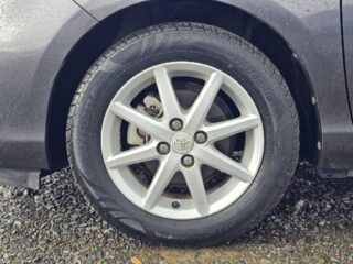 2012 Toyota Aqua G Model Push Start and Reversing Camera image 297937