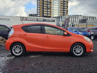 2012 Toyota Aqua Push Button Start – Alloy Wheels image 296964