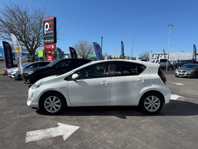 2014 Toyota Aqua G Model, Push Start image 297706