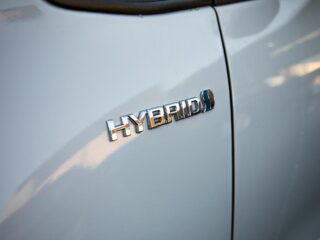 2017 Toyota Vitz F model Hybrid, Push start image 296646