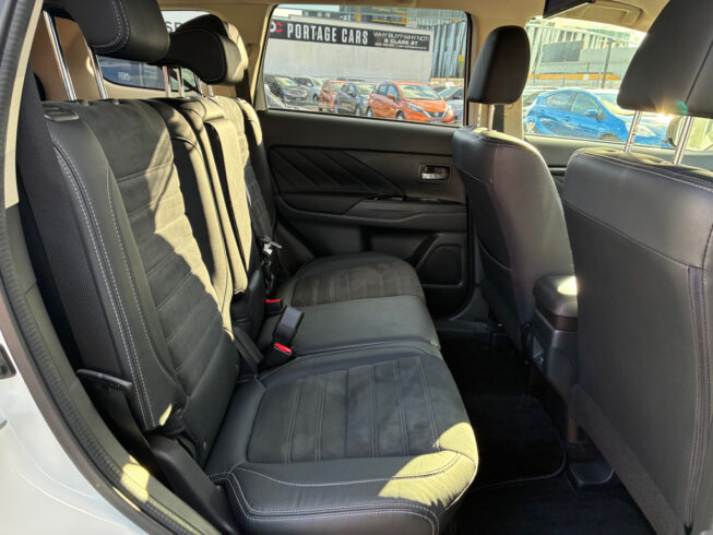 2016 Mitsubishi Outlander PHEV – High Spec – Low KMS image 296904