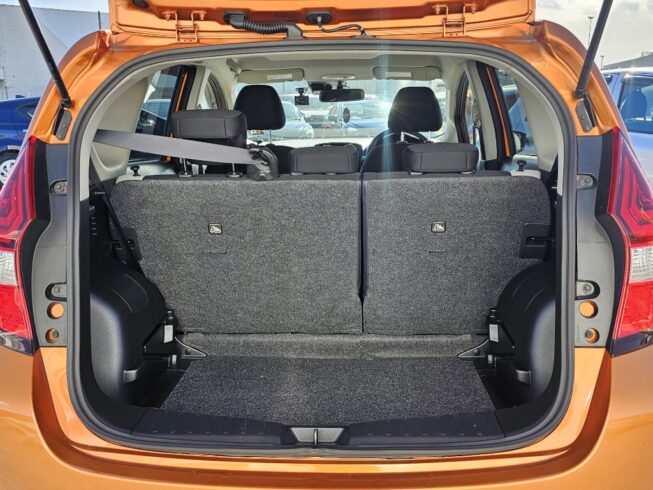 2017 Nissan Note e-power X image 296883