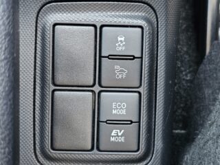 2016 Toyota Aqua S Model – Push Button Start image 297008