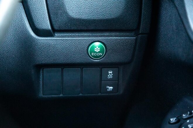 2014 Honda Fit Hybrid L pkg ,Reverse camera image 296809