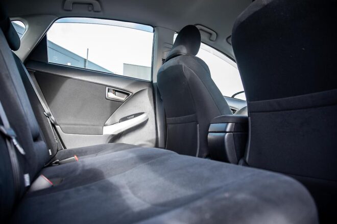 2012 Toyota Prius S Model Reversing Camera Alloys image 295630