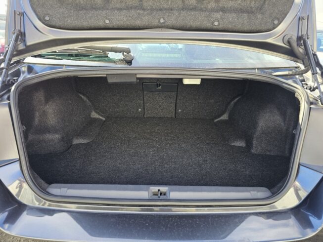 2013 Subaru Legacy B4 B4 S Package  – STi Front Lip & Leather image 297098