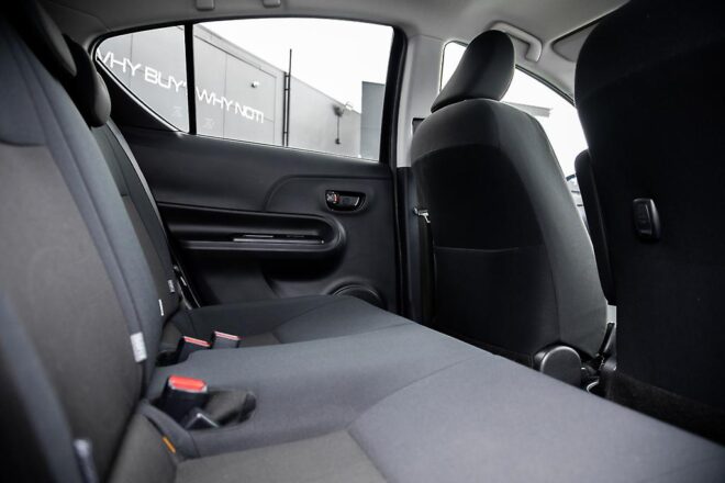 2017 Toyota Aqua S model , Push Start, Reverse Camera image 296402