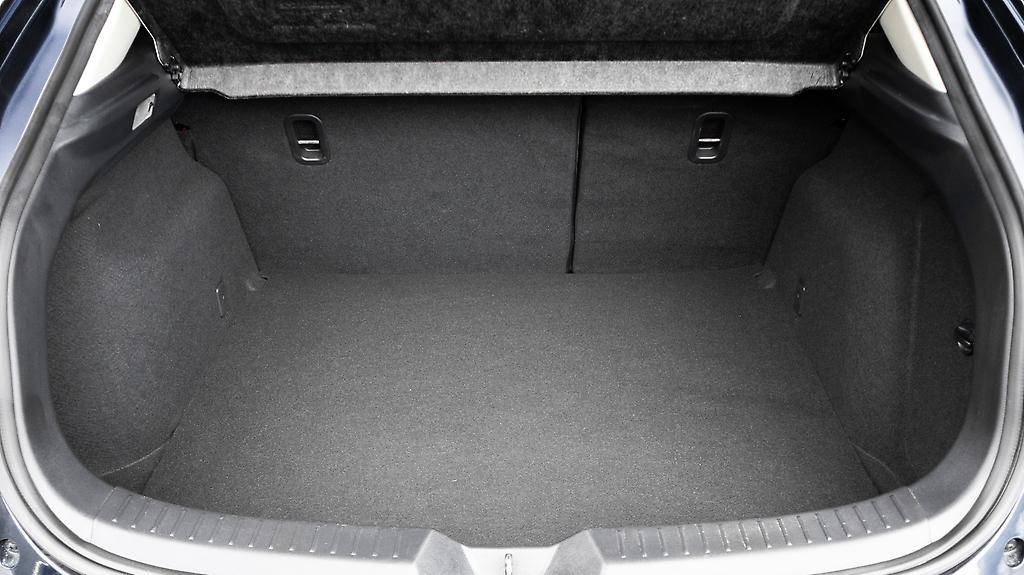 Mazda Axela 20S Touring Skyactiv image 316127