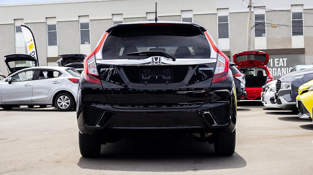 Honda Fit Hybrid L-package image 312382
