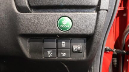 Honda Fit Hybrid F-Package image 316371