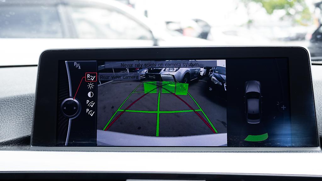 Bmw 320i Sport , Leather PKG image 318668