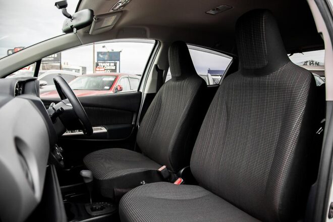 2014 Toyota Vitz F Model, Push Start, I stop Low KMs image 296060