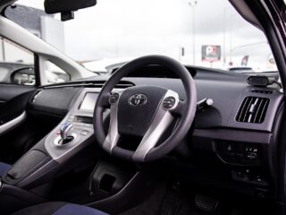 2013 Toyota Prius S model Hybrid, Push Start image 298182