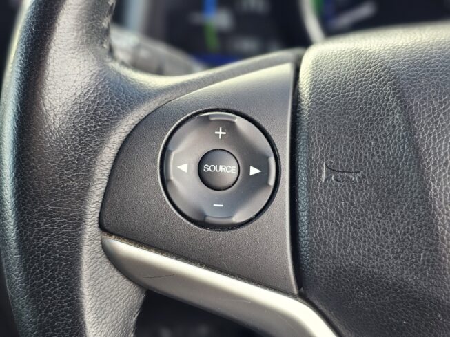 2014 Honda Fit Hybrid Hybrid L-package image 297373