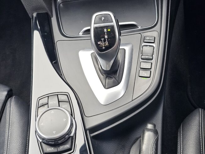 2016 Bmw 330i BMW 330i Luxury Line *NZ New* image 298003