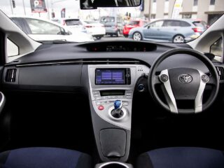 2013 Toyota Prius S model Hybrid, Push Start image 298172