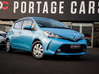2016 Toyota Vitz F model, I stop, Push start image 295640