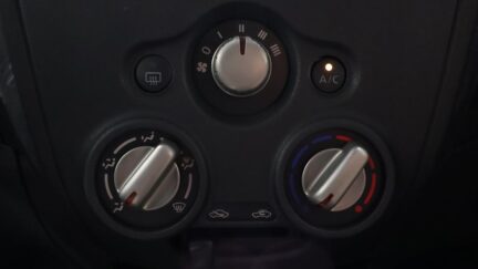 Nissan Note Lane Departure Warning image 318088