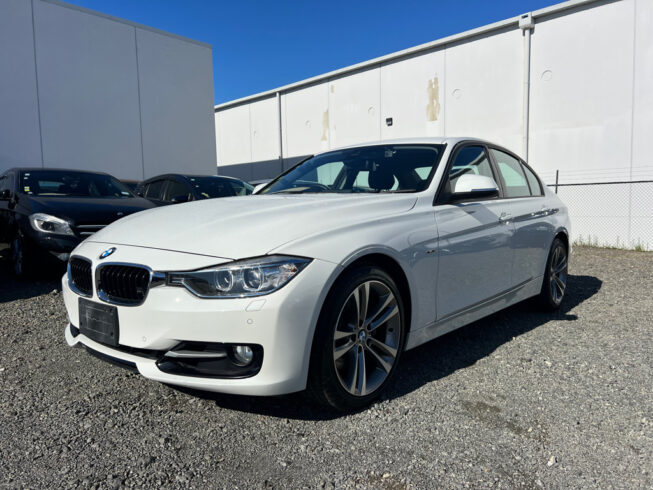 2012 Bmw 328i Sport **Super Low KMs** image 294897