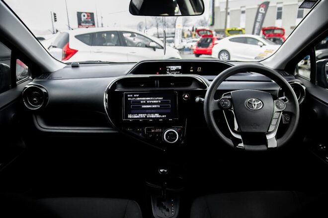 2017 Toyota Aqua S model , Push Start, Reverse Camera image 296399