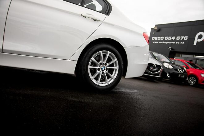 2013 Bmw 320i 320i , Push Start, Twin Power Turbo image 296026