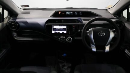 Toyota Aqua S Model – Push Button Start image 317847