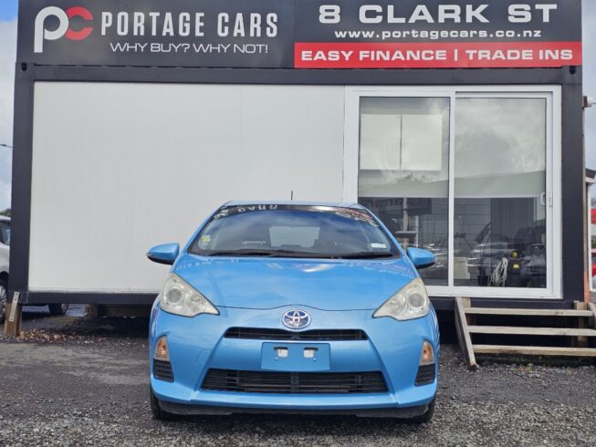 2013 Toyota Aqua S Model. Low KMS image 295895