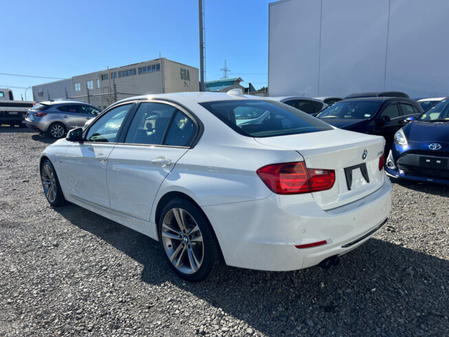 2012 Bmw 328i Sport **Super Low KMs** image 294895