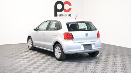Volkswagen Polo TSI Comfortline – Super Low KMS image 318512