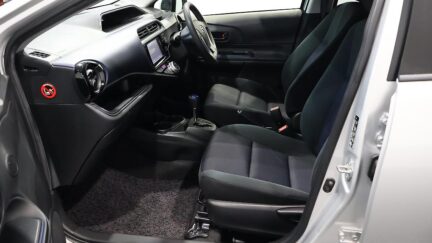 Toyota Aqua S Model, Push Start, Reverse Camera image 319027