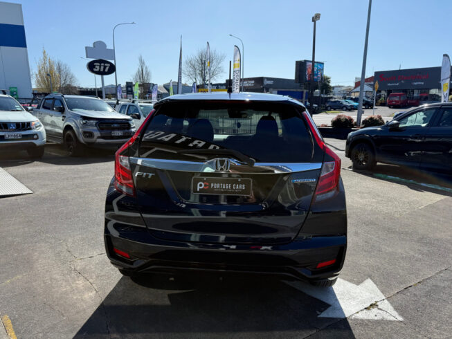 2018 Honda Fit Hybrid F image 297740