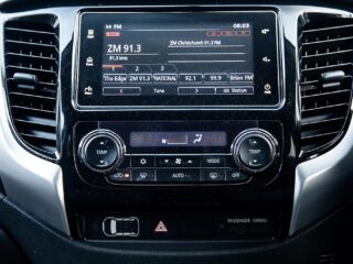 2018 Mitsubishi Triton DC GLSB 2.4D/4WD/5AT image 297439