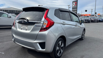 Honda Fit Hybrid F Package image 301637