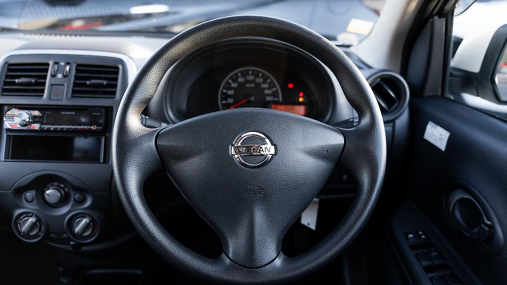 Nissan March S Model 1.2L image 300325