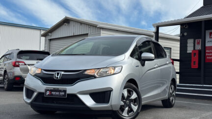 Honda Fit Hybrid F Package image 301634