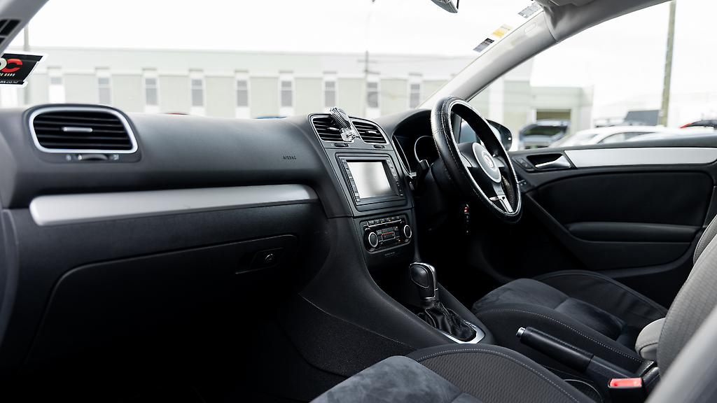 Volkswagen Golf TSI Comfortline image 301570