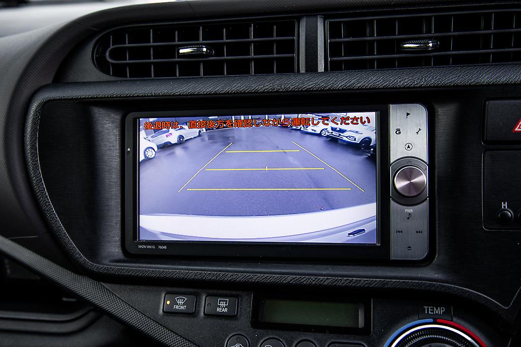 Toyota Aqua G model , Push Start, Reverse Camera image 300103